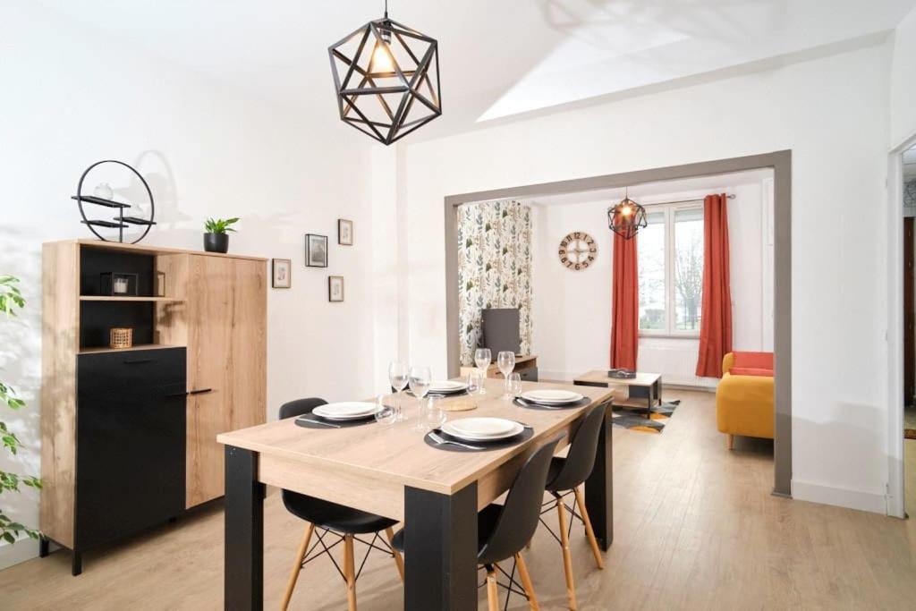 Maison 2 Chambres, Jardin Rethel Exterior photo